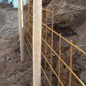 Eine Überprüfung der Standfestigkeit mittels Zugversuch ist hier obligatorisch.